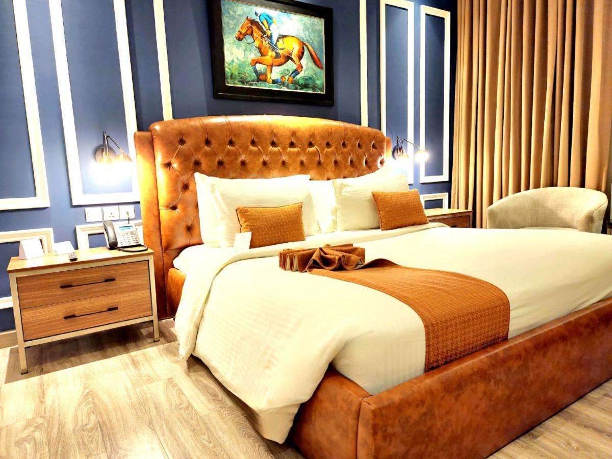 Best Western Premier Hotel Gulberg Лахор Экстерьер фото