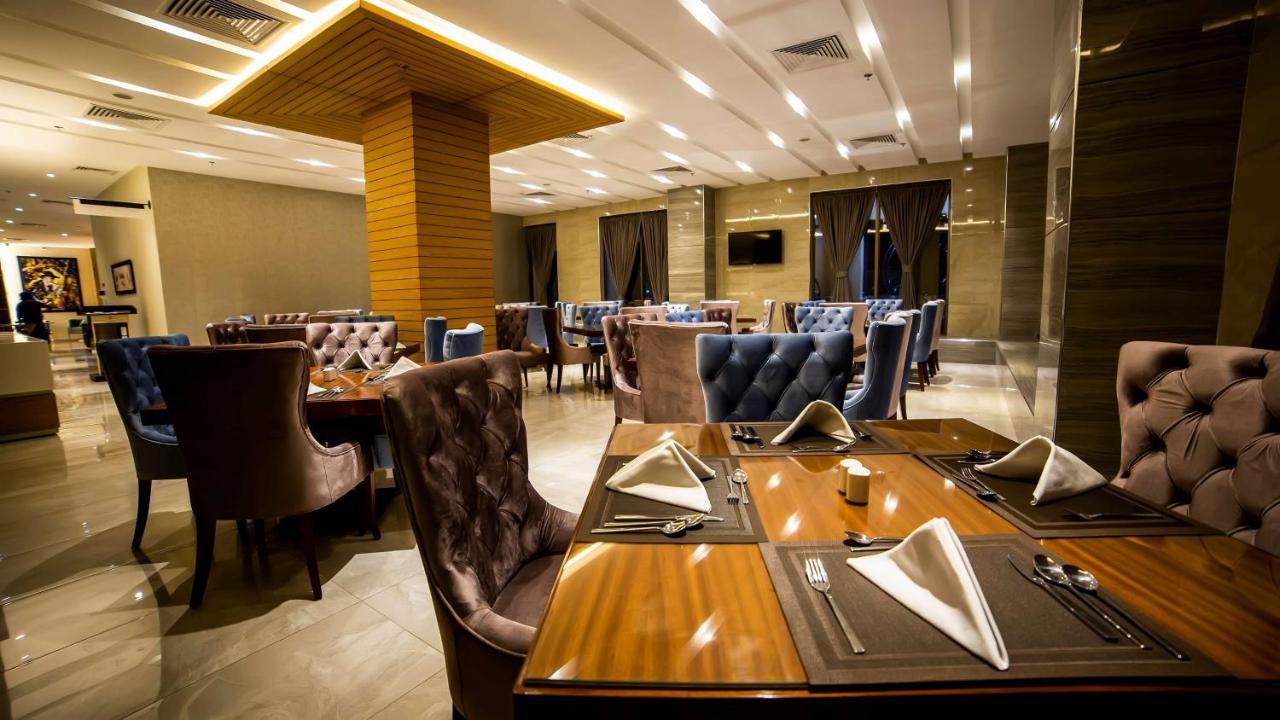 Best Western Premier Hotel Gulberg Лахор Экстерьер фото